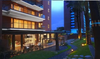 Apartamento en renta LUCCA zona 14 — miniatura 2 de 16