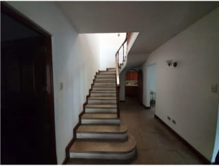 Casa en Venta Zona 14, La Villa — miniatura 4 de 10