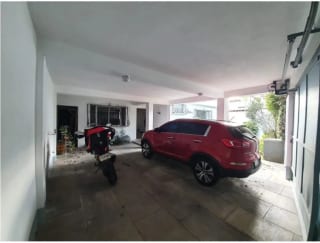 Casa en Venta Zona 14, La Villa — miniatura 2 de 10