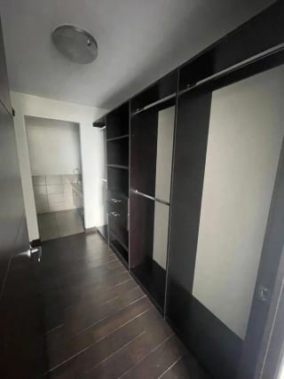 Apartamento en renta - Edificio Attica II, Zona 14 — miniatura 5 de 11
