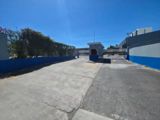 Bodega en renta – Km 7 Ruta al Atlántico — miniatura 5 de 8
